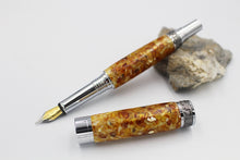 Lade das Bild in den Galerie-Viewer, Füller Statesman Bernstein